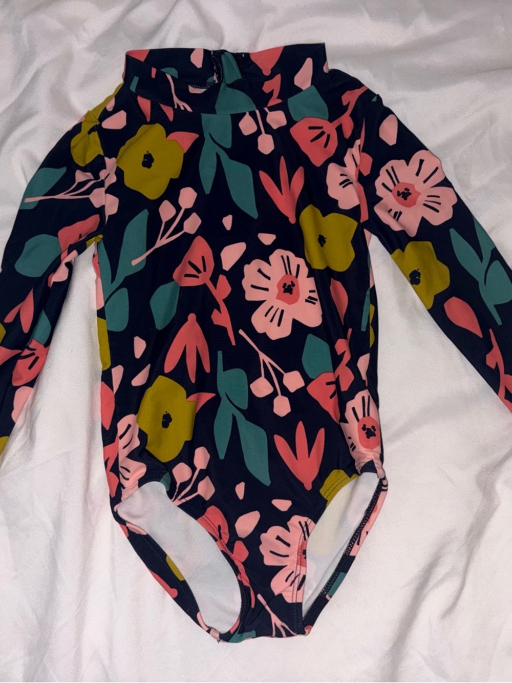 Girls 4T swimsuit bundle 2x-Rash Guard Carters Jumping Bean